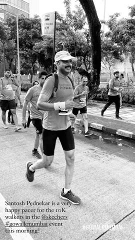 Santosh Pednekar is a very happy pacer for the 10K walkers in the @skechers #gowalkmumbai event this morning!